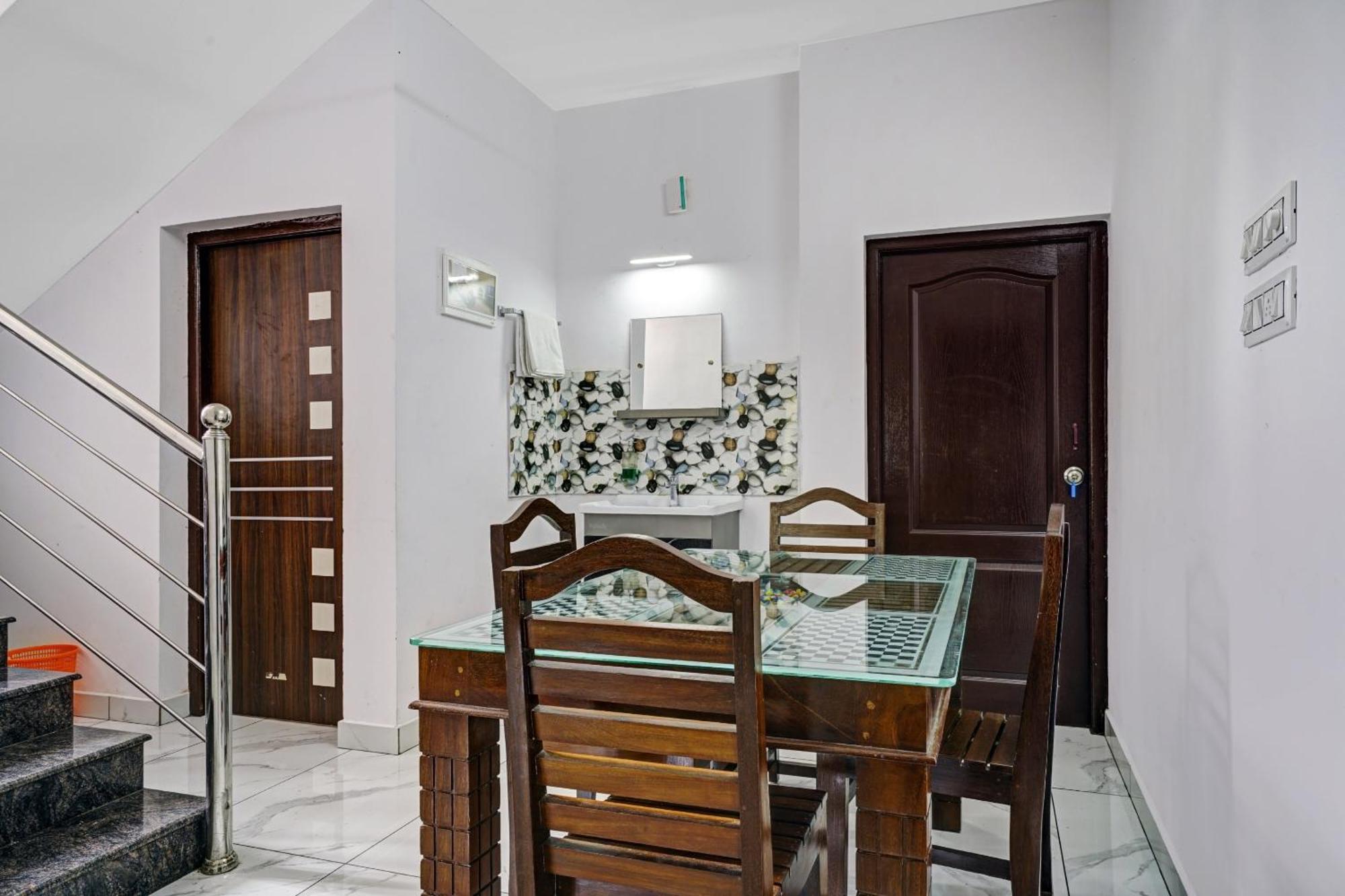 Spot On Shalom Palace Residency Neriyamangalam Kültér fotó